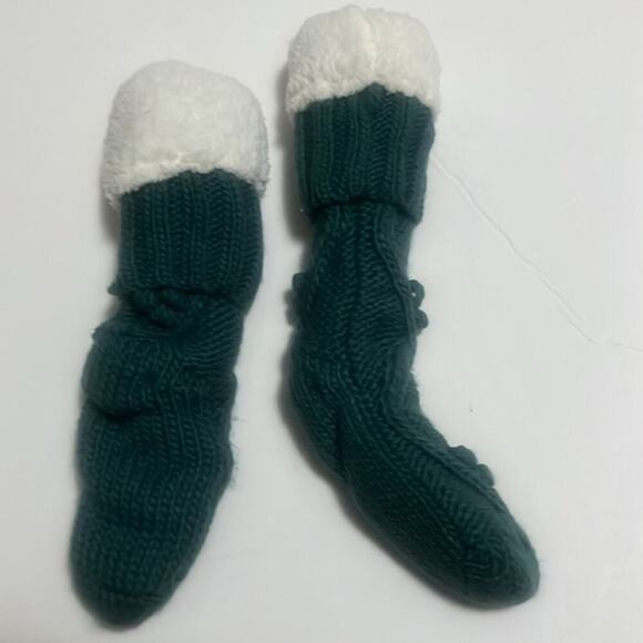 NWOT CABIN POM POM‎ TALL CABLE THERMAL GREEN SOCKS - Picture 4 of 5